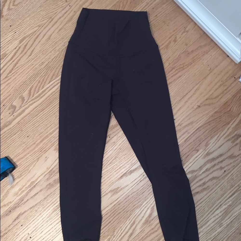 Cropped lulu lemon leggings